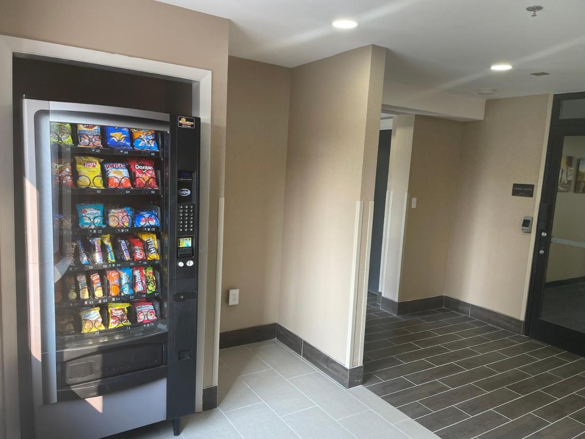 Quality Inn & Suites Spring Lake - Fayetteville Near Fort Bragg Zewnętrze zdjęcie